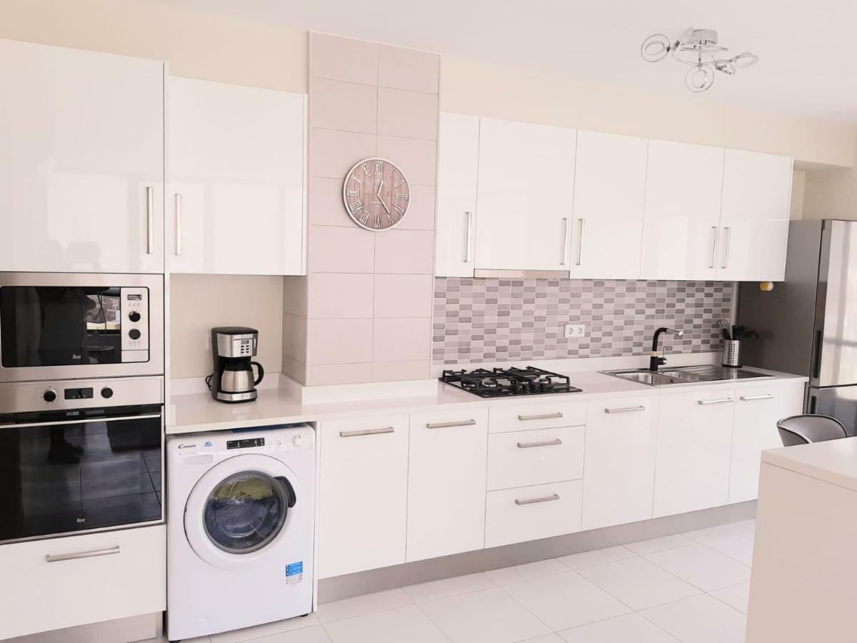 Morabeza Deluxe With Sea View Apartment Mindelo Bagian luar foto